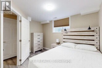 967 Wright Dr in Midland, ON - Building Photo - Building Photo