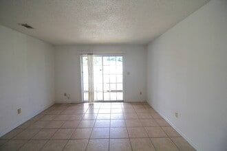 3352 Green Briar Cir in Gulf Breeze, FL - Building Photo - Building Photo