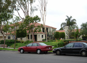 2633 Monte Carlo Dr Apartments