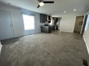 15386 Danseur Dr in Clinton Township, MI - Building Photo - Building Photo