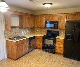 2208 Kaylonni Ln in Van Buren, AR - Building Photo - Building Photo