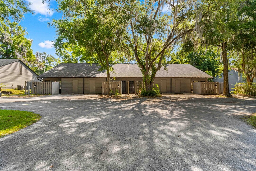4151 SE 22nd Ave, Unit Unit C in Ocala, FL - Foto de edificio
