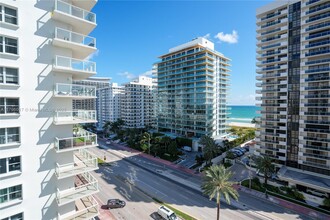 5700 Collins Ave in Miami Beach, FL - Building Photo - Building Photo