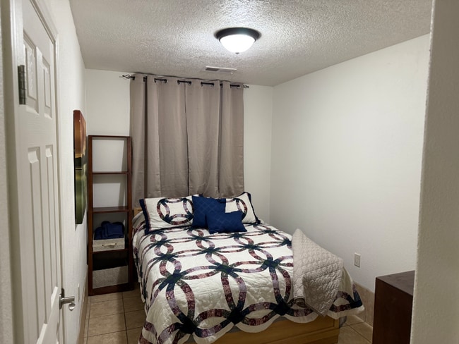 property at 19 Garden Park Cir NW