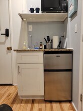 5023 Spruce St in Philadelphia, PA - Building Photo - Building Photo