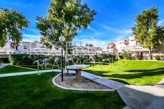 885 N Granite Reef Rd, Unit UNIT 63 in Scottsdale, AZ - Building Photo - Building Photo