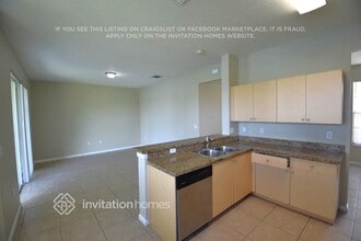 4293 SW 128th Ave in Miramar, FL - Foto de edificio - Building Photo