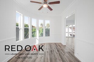 5162 1/2 Clinton Ave in Los Angeles, CA - Building Photo