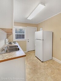 2011 13th St photo'