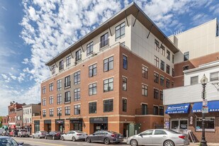 250 Meridian St, Unit 204 in Boston, MA - Building Photo