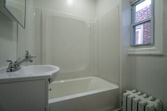 137 S 50th St in Philadelphia, PA - Building Photo - Building Photo