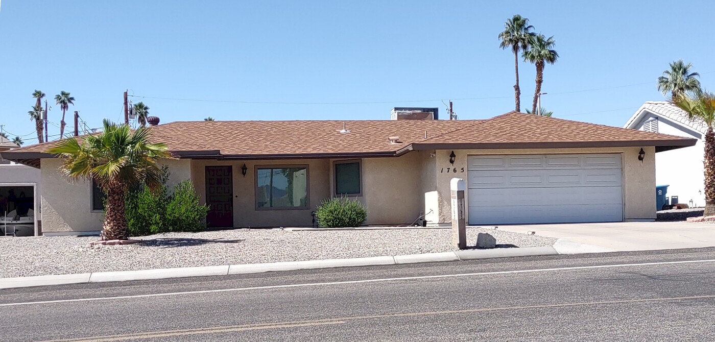 1765 Palo Verde Blvd S in Lake Havasu City, AZ - Building Photo