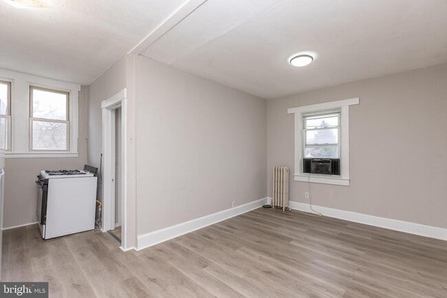 17 2nd Ave in Baltimore, MD - Building Photo - Building Photo