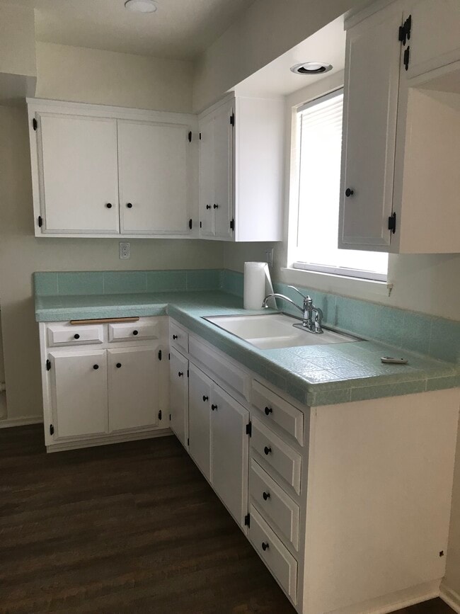26123 Anawood Pl in Hemet, CA - Building Photo - Building Photo