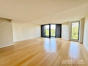 1099 22nd St NW in Washington, DC - Building Photo - Building Photo