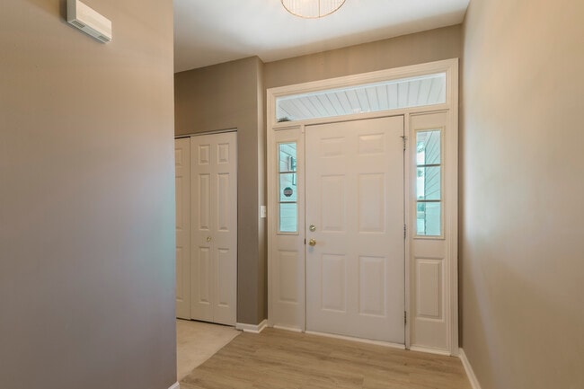 12220 Peartree Way in Plainfield, IL - Building Photo - Building Photo