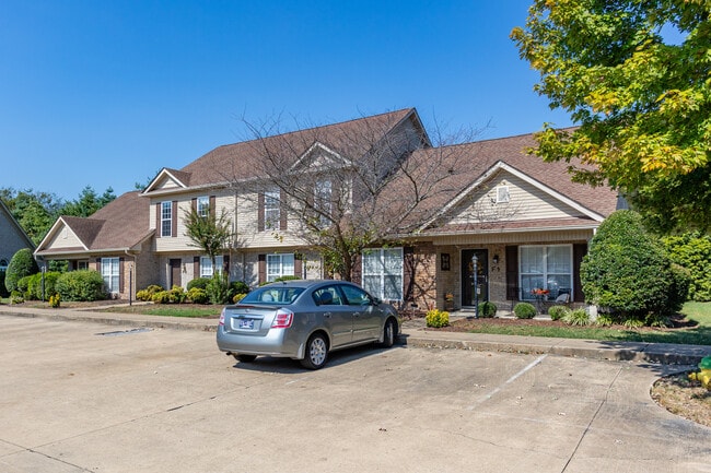 1182 Long Hollow Pike in Gallatin, TN - Building Photo - Building Photo
