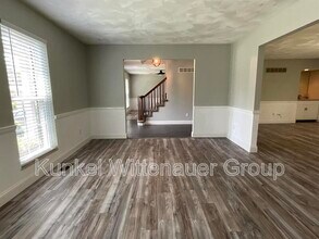30 Shallowbrook Dr in O'Fallon, IL - Building Photo - Building Photo