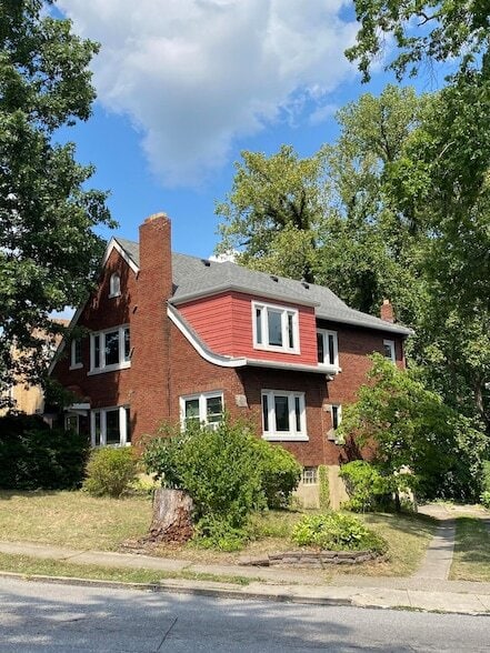 43 Wilson Rd in Newport, KY - Foto de edificio - Building Photo