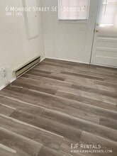 6 Monroe St SE in Leesburg, VA - Building Photo - Building Photo