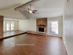 15834 Fox Springs Dr in Houston, TX - Building Photo - Building Photo