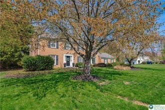 2962 Fairfield Dr N in Allentown, PA - Building Photo - Building Photo