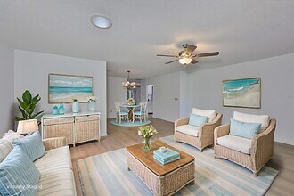 1219 Wild Feather Ln in Sun City Center, FL - Building Photo - Building Photo