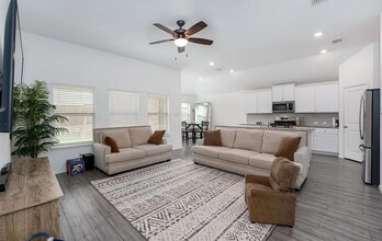 4400 Hiddenite Rd in Aubrey, TX - Building Photo - Building Photo
