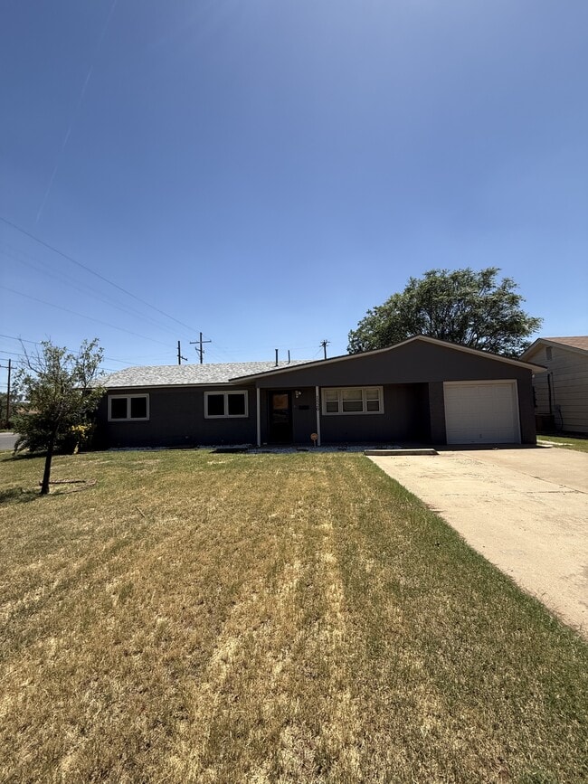 property at 1520 E 1st St