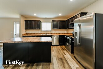 10031 Orchid Spring Ln in Houston, TX - Building Photo - Building Photo