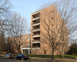 Neill Apartments in St. Paul, MN - Building Photo - Building Photo