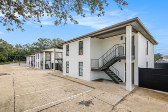 Olive Forest Apartments in Montgomery, AL - Building Photo - Building Photo