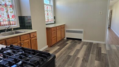 667 Broadway in Bayonne, NJ - Building Photo - Building Photo