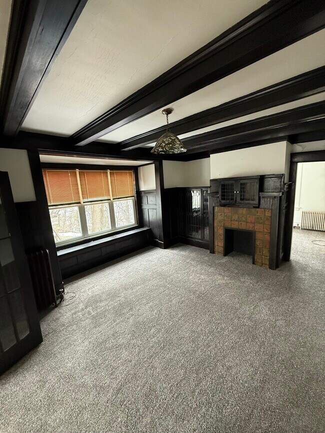 1663 Suburban Ave in Pittsburgh, PA - Building Photo - Building Photo