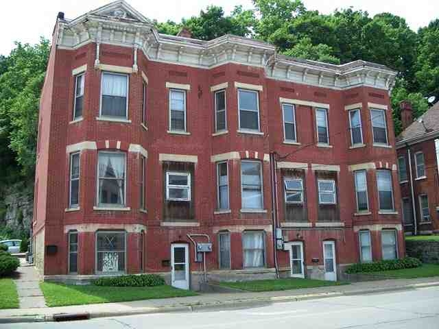 919 Bluff St in Dubuque, IA - Foto de edificio