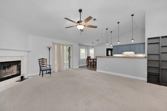 2642 Barefoot Creek Cir in Navarre, FL - Building Photo - Building Photo