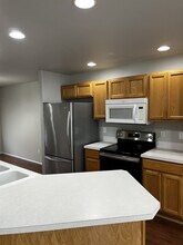 9982 Greenleaf Loop SE in Yelm, WA - Building Photo - Building Photo