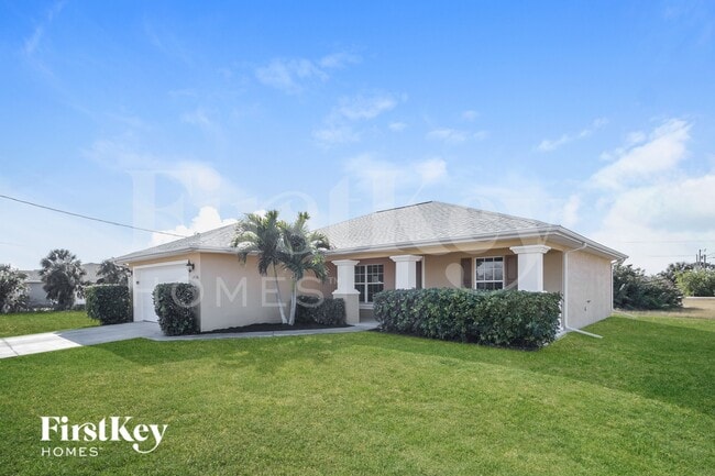 4026 NE 22nd Ave in Cape Coral, FL - Building Photo - Building Photo