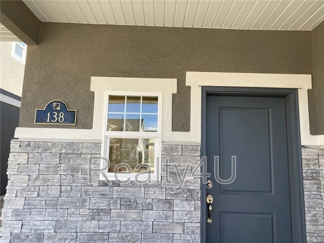 138 E Crown Point Dr in Saratoga Springs, UT - Building Photo - Building Photo