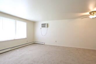 Sundridge Apartments in Amherst, NY - Foto de edificio - Interior Photo