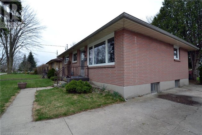 197 Goddard Blvd in London, ON - Building Photo - Building Photo