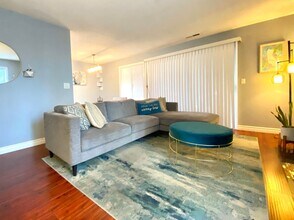 6268 Joaquin Murieta Ave in Newark, CA - Building Photo - Building Photo