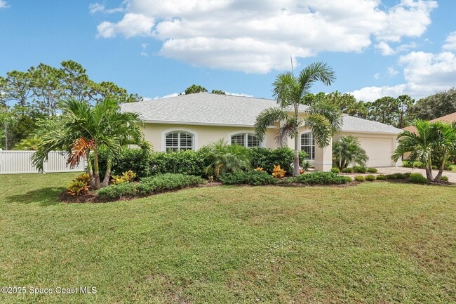 property at 2051 Thornwood Dr SE