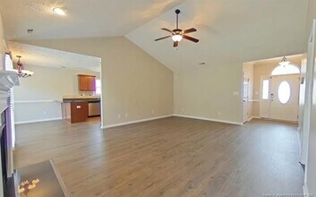 472 Collinwood Dr in Raeford, NC - Building Photo - Building Photo