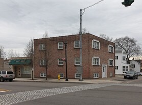 300 Garfield St in East Rochester, NY - Building Photo