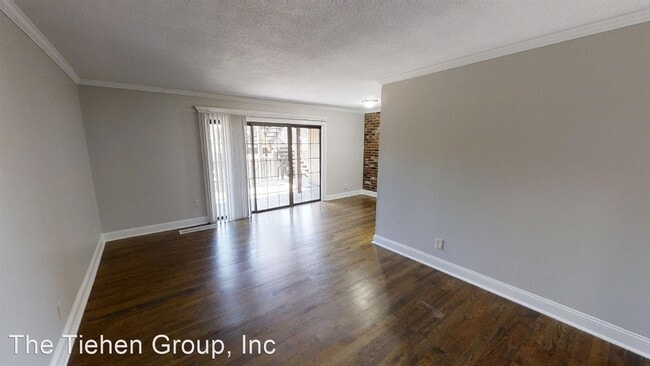 Plaza 44 in Kansas City, MO - Building Photo - Building Photo