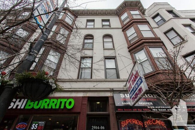 property at 2900 N Broadway