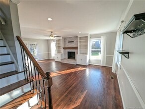 242 Loch Haven Dr in Williamsburg, VA - Building Photo - Building Photo