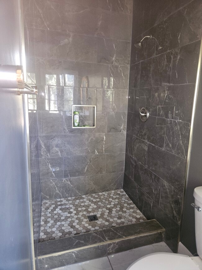 1460 S Holt Ave, Unit #1 in Los Angeles, CA - Building Photo - Building Photo
