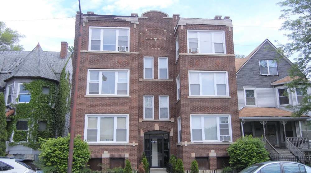 2046-2048 E 73rd St in Chicago, IL - Foto de edificio